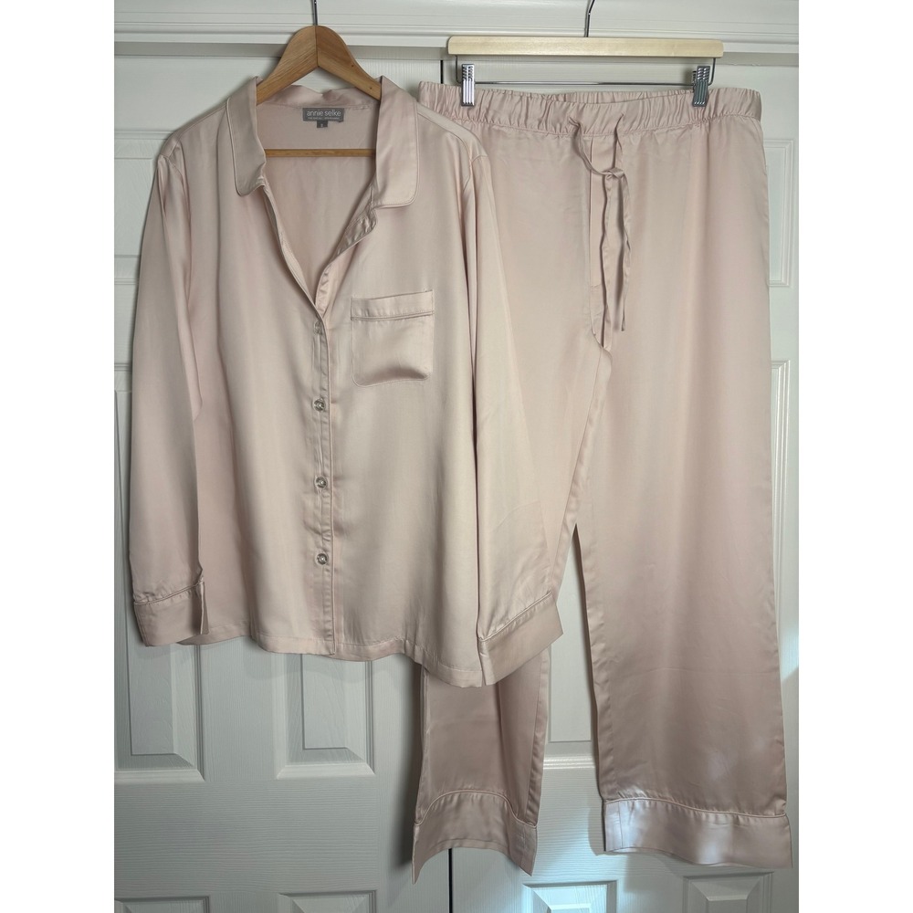 Annie Selke Pink Satin Pajama Set XL Long Sleeve Button Up & Pants